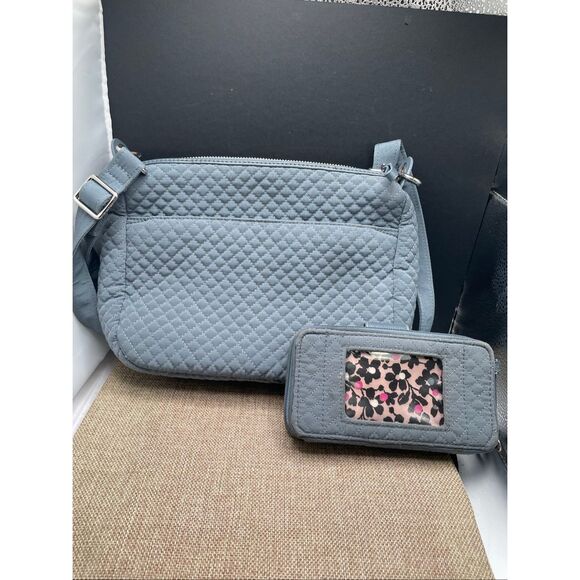 Vera Bradley Set Crossbody Bag and Wallet Gray RFID Adjust Strap - Picture 2 of 16